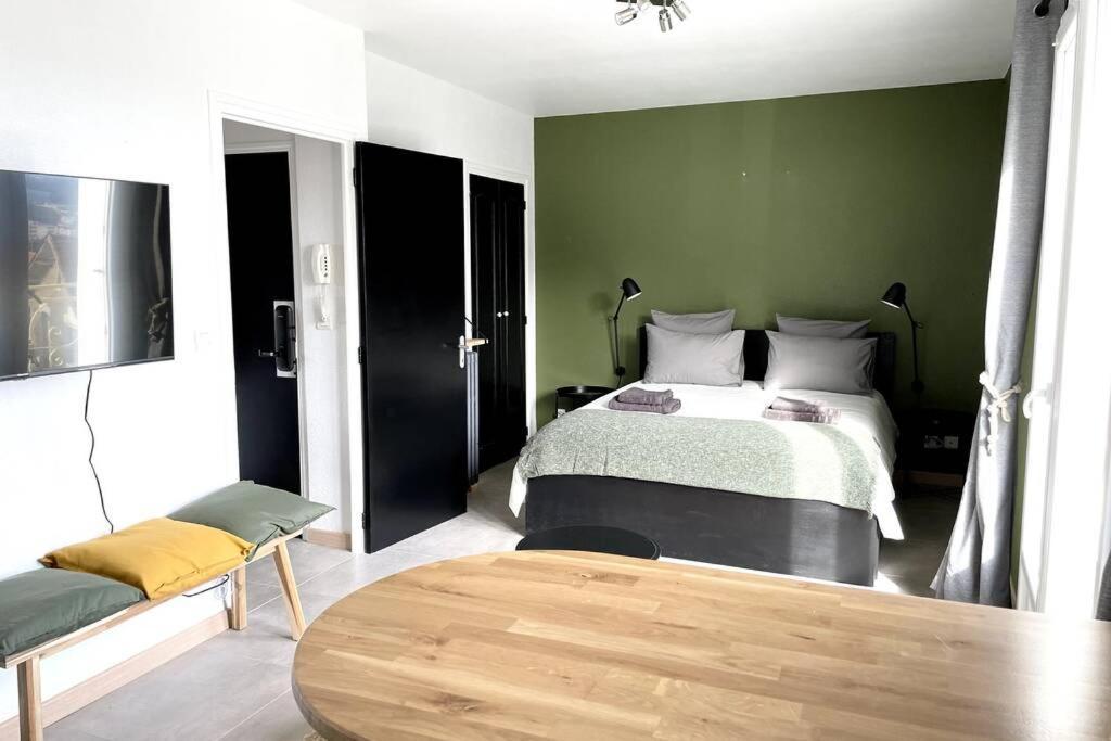 Mon Appart'Hotel - Climatisation Avec Parking Gratuit Brive-la-Gaillarde Exterior photo