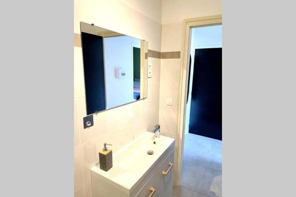 Mon Appart'Hotel - Climatisation Avec Parking Gratuit Brive-la-Gaillarde Exterior photo